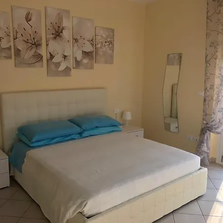 A Due Passi Dal Mare Appartement *